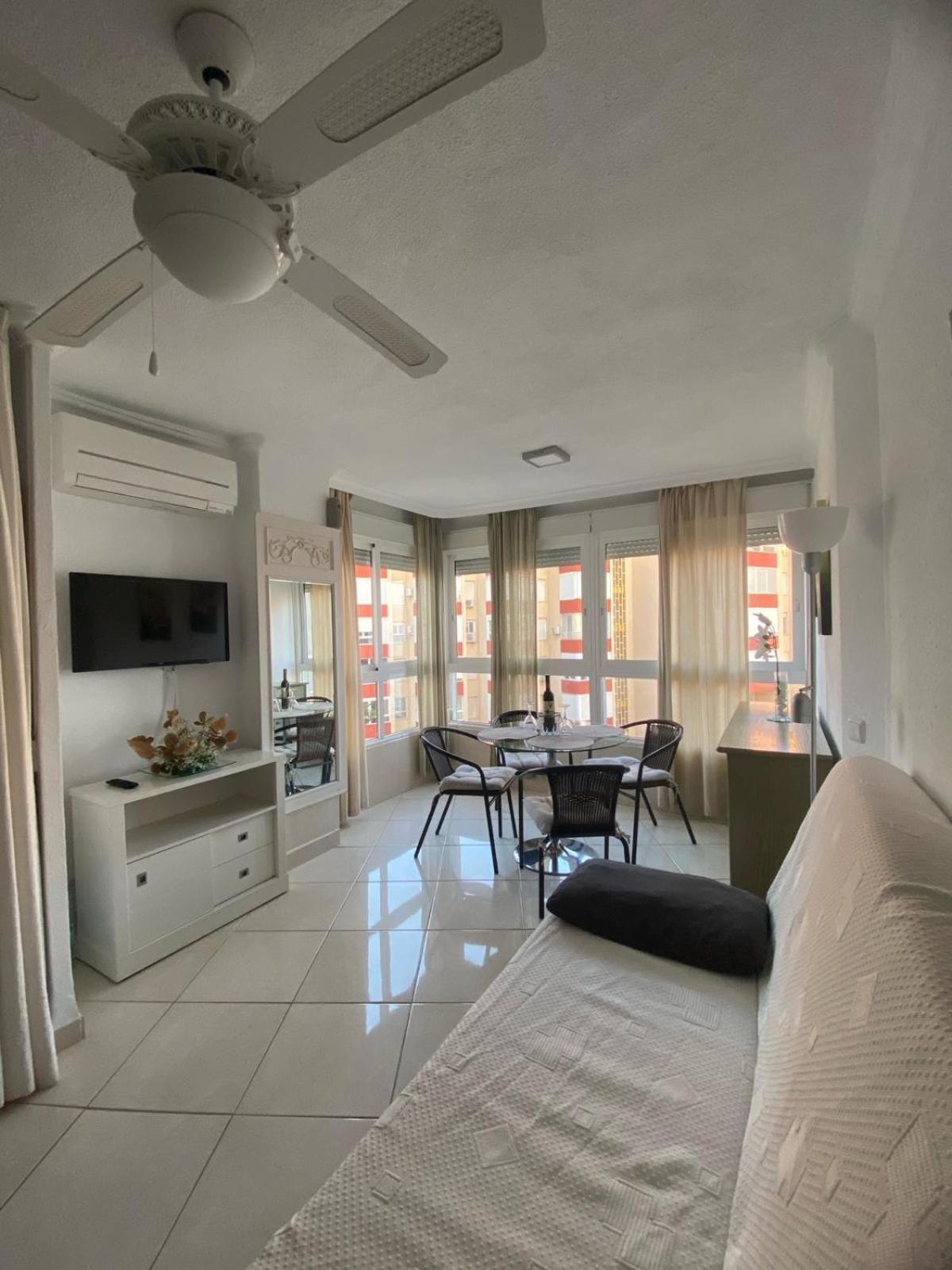 Apartamento Frente Al Mar Torrox Εξωτερικό φωτογραφία